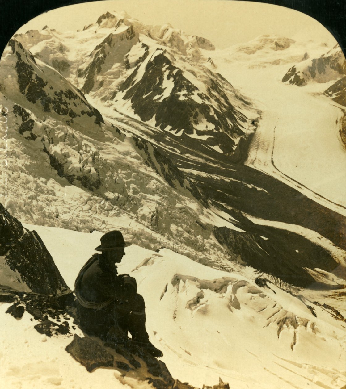 As geleiras Tasman e Rudolph, Alpes do Sul, Nova Zelândia, c1909. de George Rose