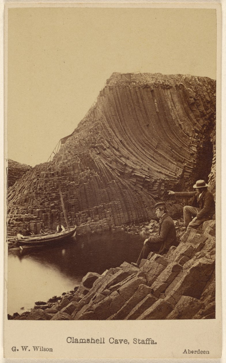 Gruta Clamshell, Staffa de George Washington Wilson