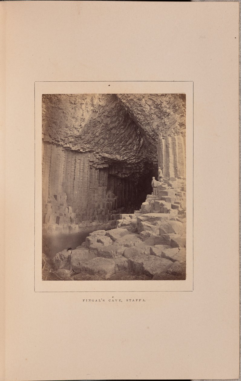 Gruta de Fingal, Staffa de George Washington Wilson
