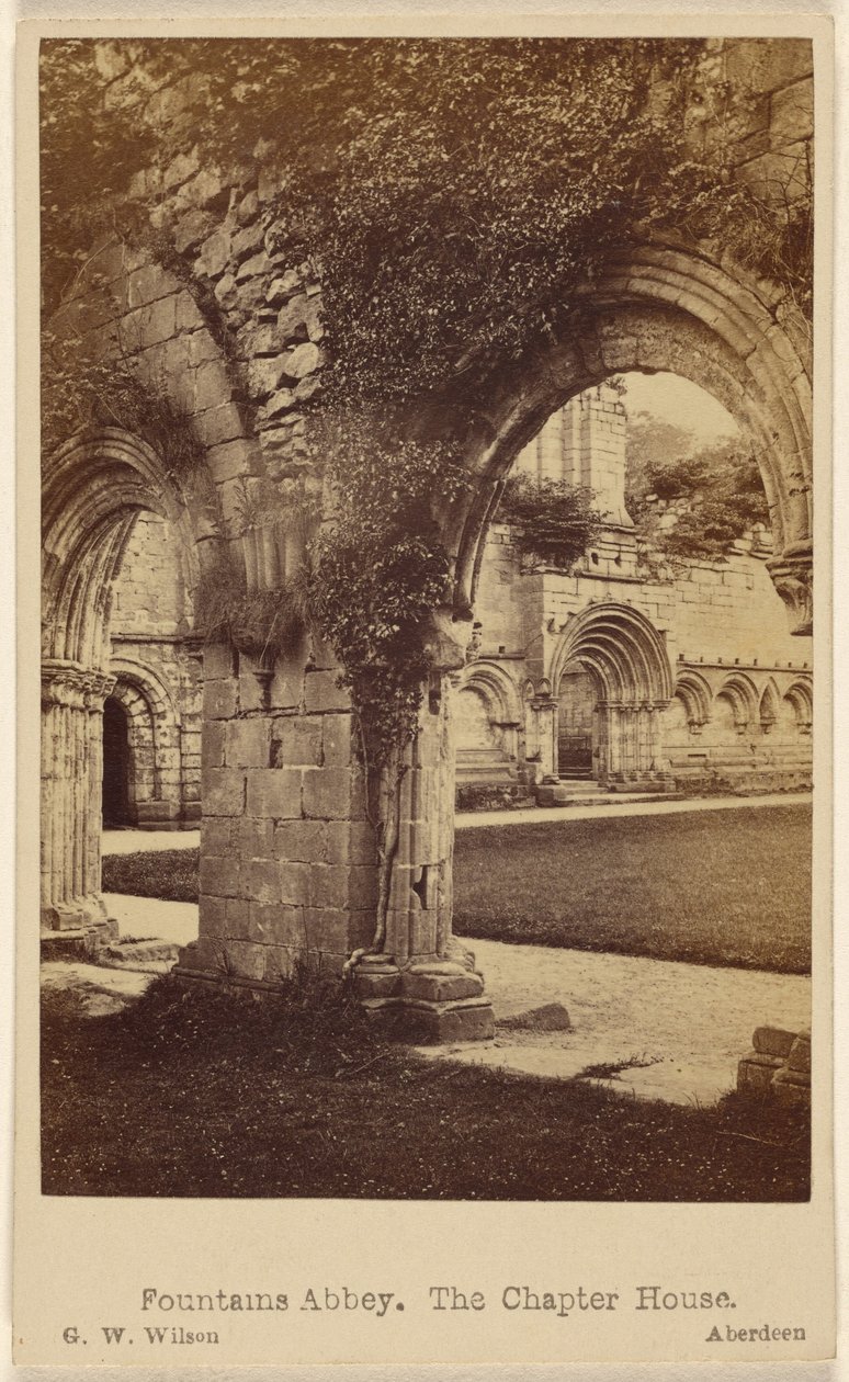 Abadia de Fountains. A Casa do Capítulo. de George Washington Wilson