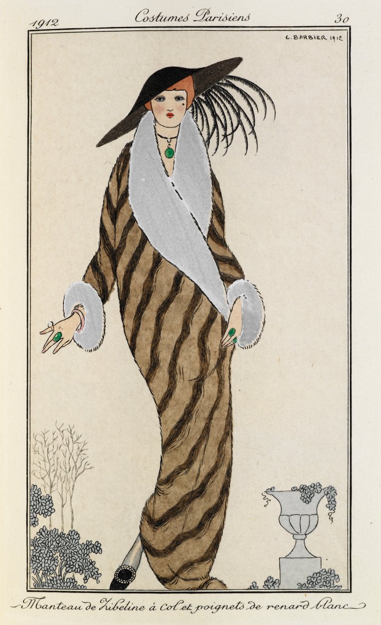 Manteau de Liberline à col et poignets de renard blanc. Fantasias Parisiens no.30. A mulher veste um casaco de linhas liberais com o colarinho e punhos de raposa branca. Está também a usar um grande chapéu preto com plumas e um colar de pedra verde. de Georges Barbier
