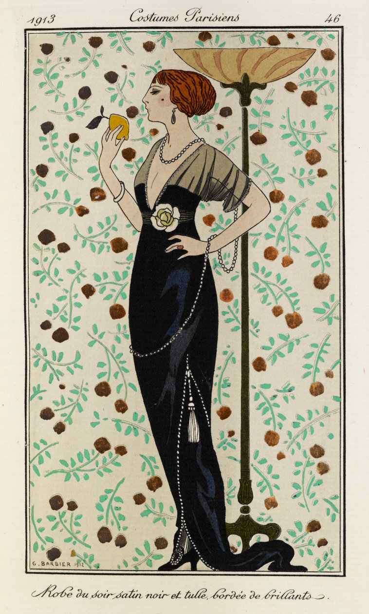Robe du soir satin noir et tulle bordée de brillants. Trajes parisienses no.46. A mulher está usando um vestido de noite de cetim preto, forrado de diamantes, e tem uma flor branca no cós. Ela também está usando um colar de diamantes. de Georges Barbier