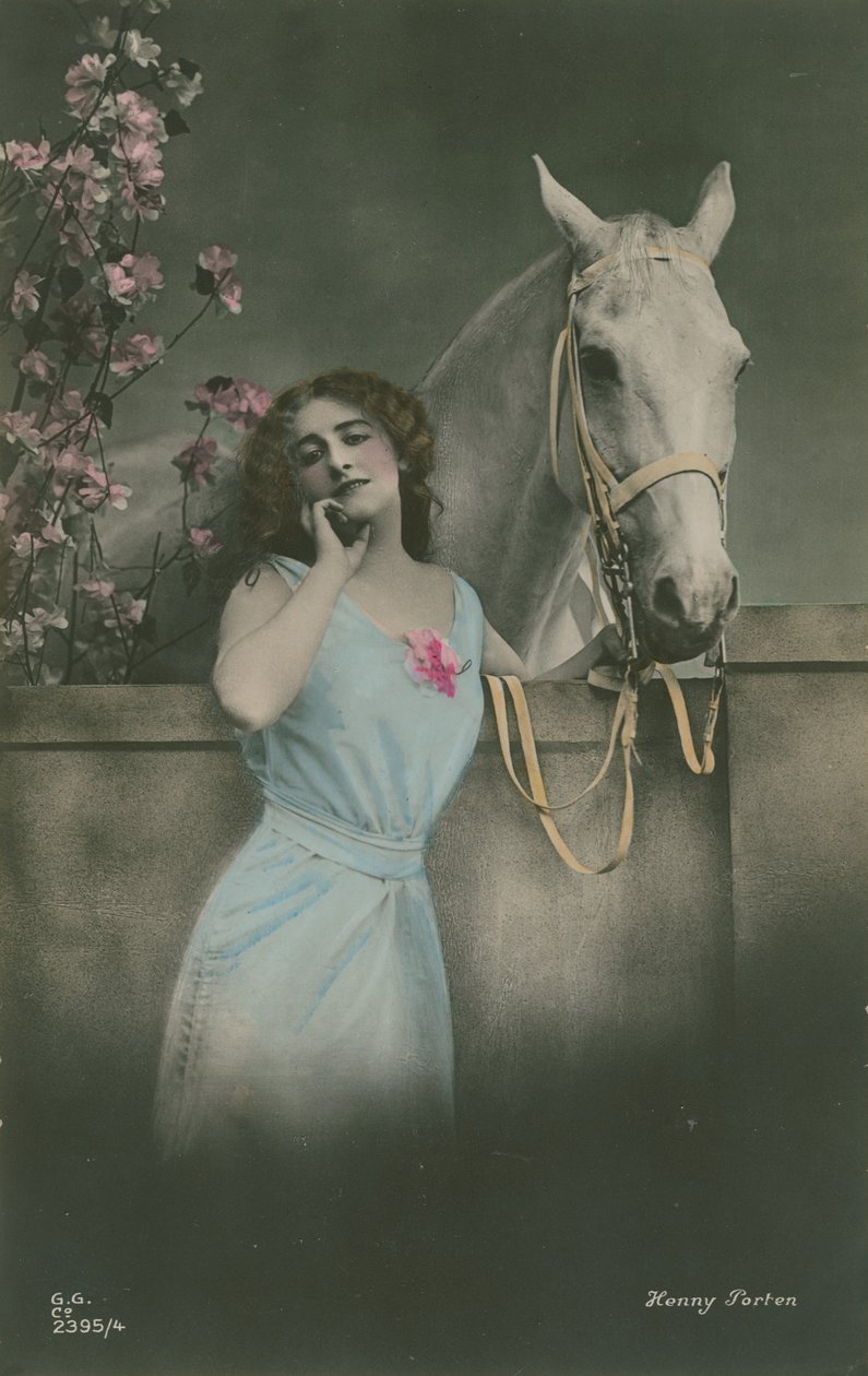 Postal da estrela de cinema alemã Henny Porten, enviado em 1913 (fotografia colorida à mão) de German Photographer