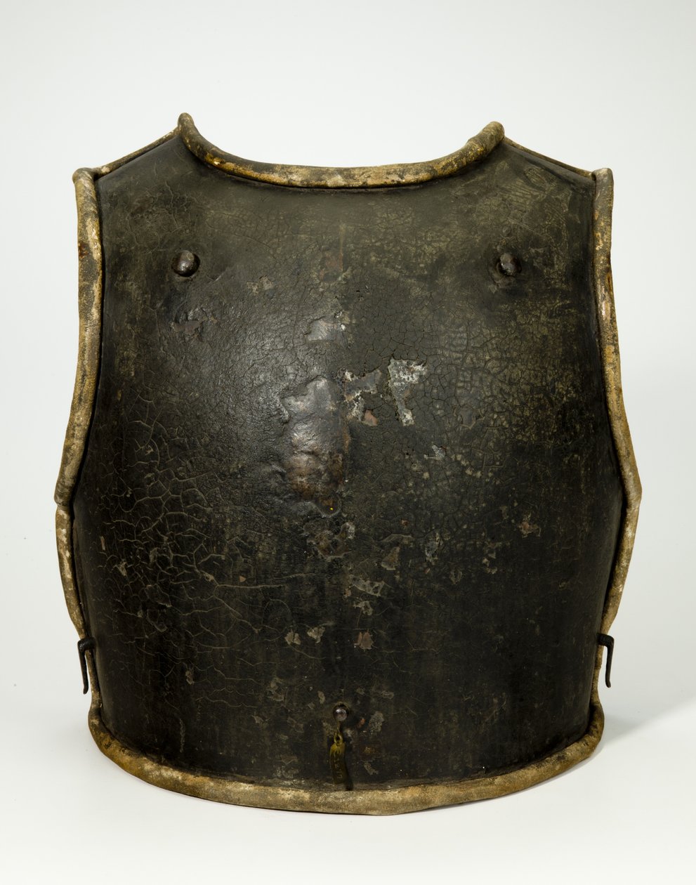 Peitoral (aço pintado de preto e couro com forro de tecido) de German School