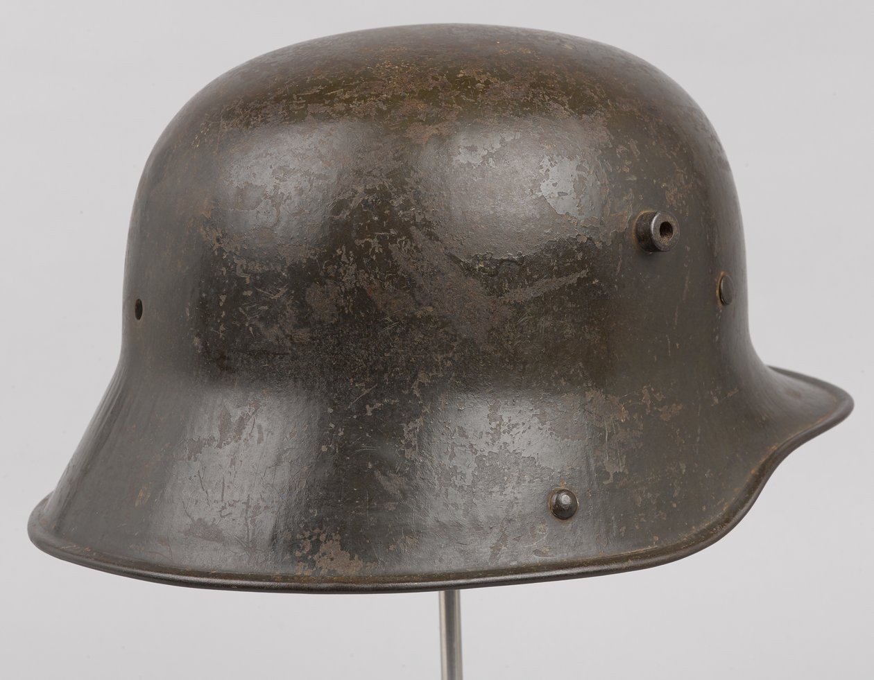 Capacete de aço alemão ou Stahlhelm, c.1916 (capacete) de German School
