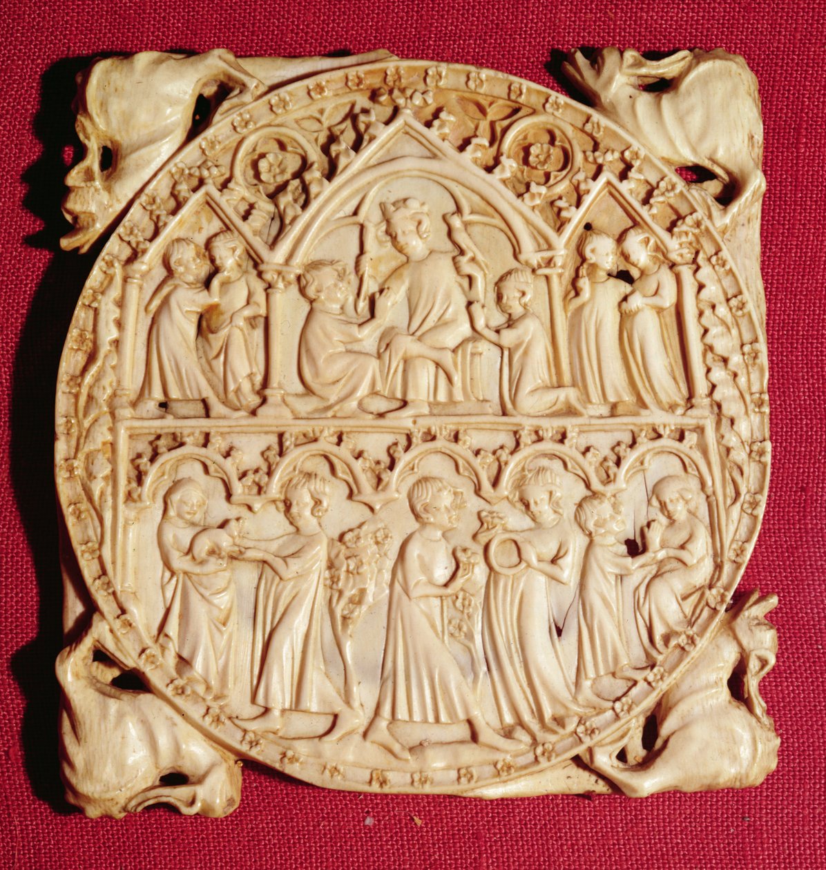 Caso do espelho do marfim, c.1360-70 de German School