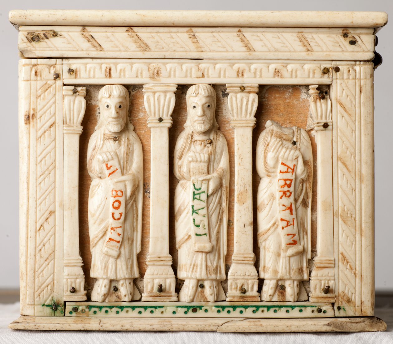 Reliquary caixão, Colónia, Alemanha, c.1150 (madeira e marfim) de German School