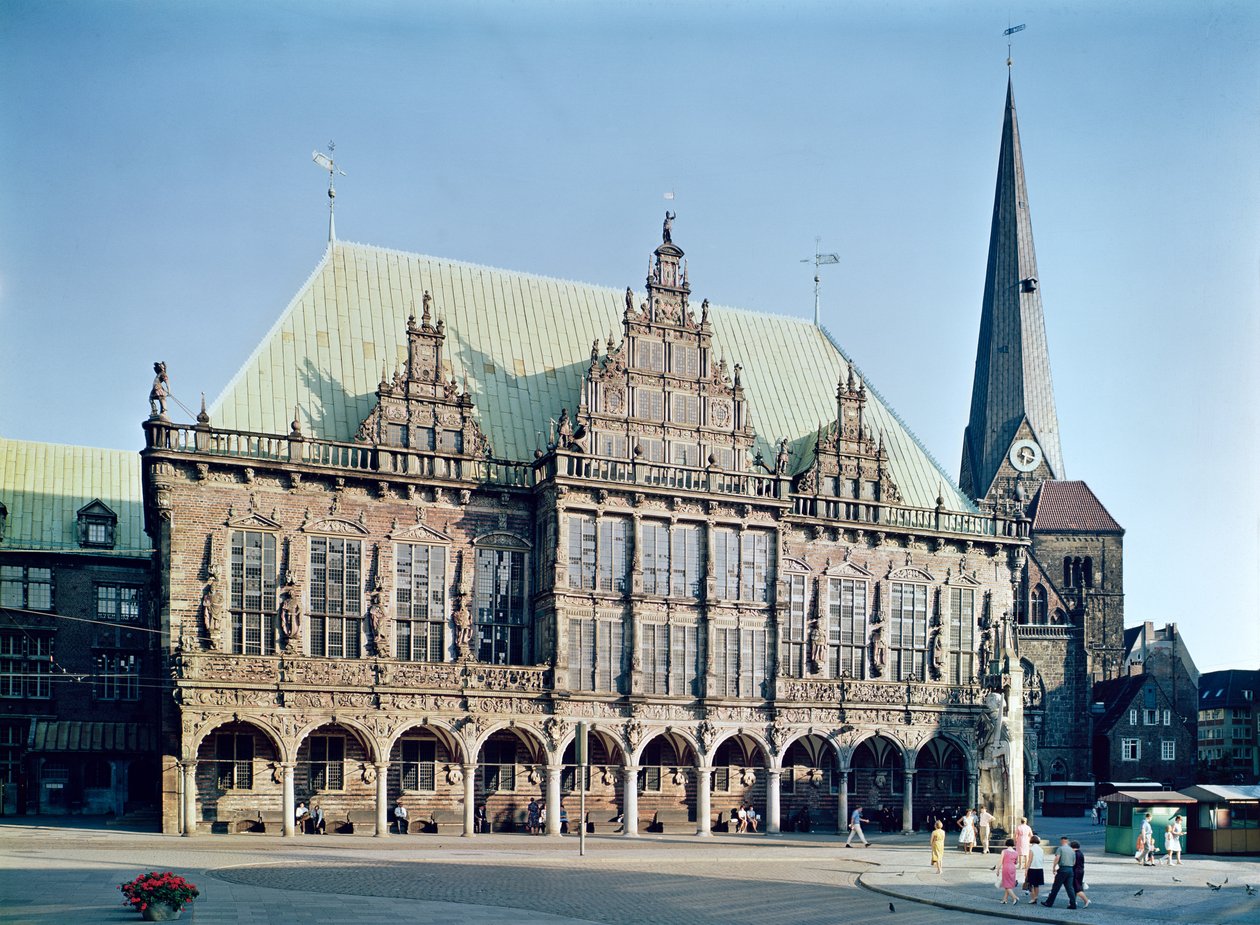 Vista da Câmara Municipal, construída em 1405-09 de German School