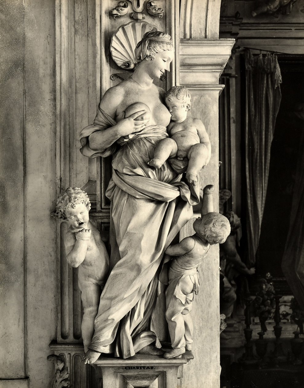 Caridade (gesso) de Giacomo Serpotta