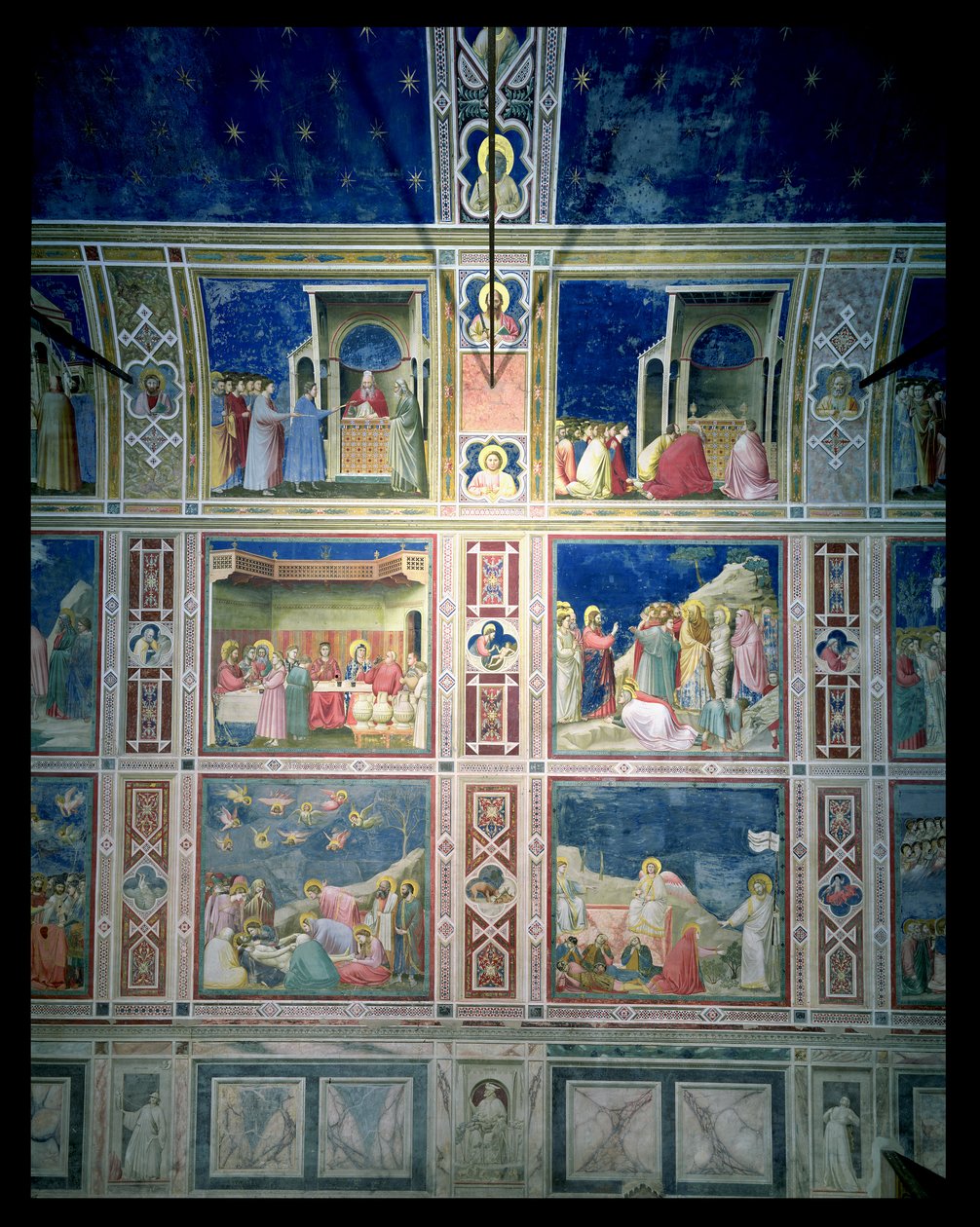 Vista dos afrescos na parede esquerda, c.1303-05 (pós-restauração) de Giotto di Bondone