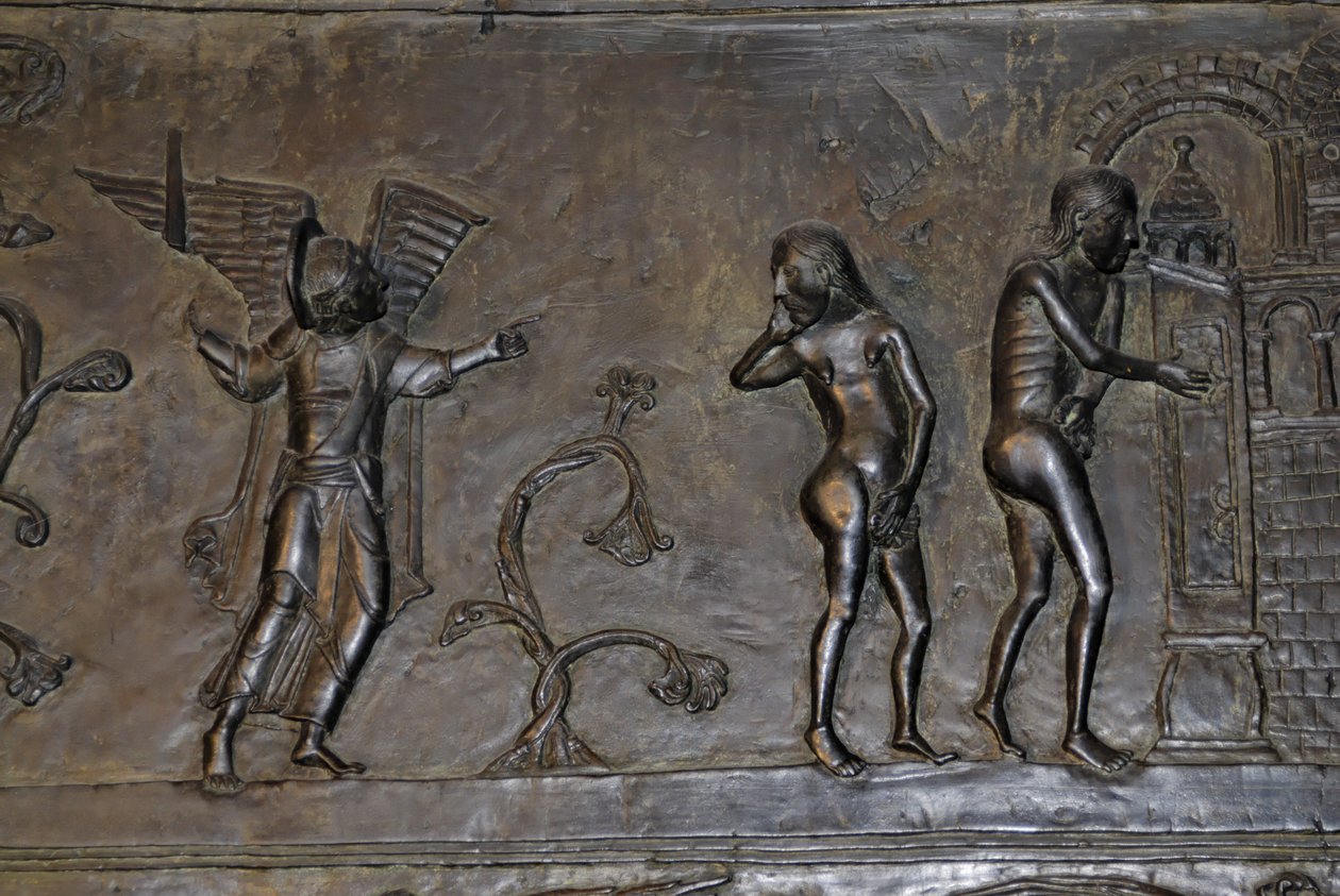 Arte Otomoniana: Adão e Eva expulsos do Paraíso. Por volta de 1015. Escultura numa das portas de bronze da Catedral de Santa Maria em Hildesheim (Alemanha). de Phillipe de Marlier