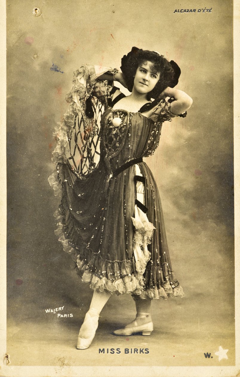 Cartão postal: Summer Alcazar - Retrato de Miss Birks, Artista do Salão de Música de Phillipe de Marlier