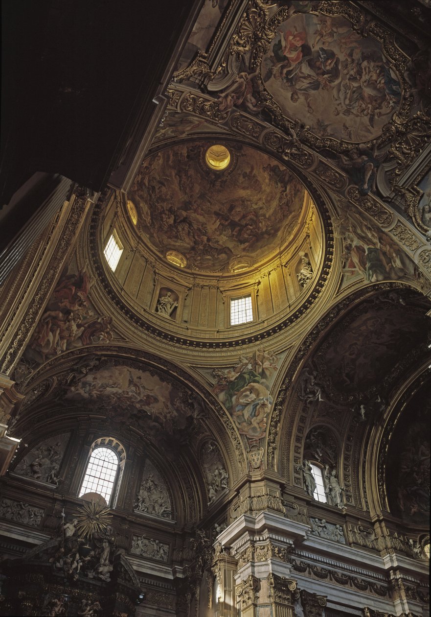 Vista da cúpula e fresco de Baciccia, Igreja de Gesu em Roma, cerca de 1568 (Vista interior de Chiesa del Gesu com cúpula e fresco de Baciccia, Roma, Itália) de Giovanni Battista  Gaulli