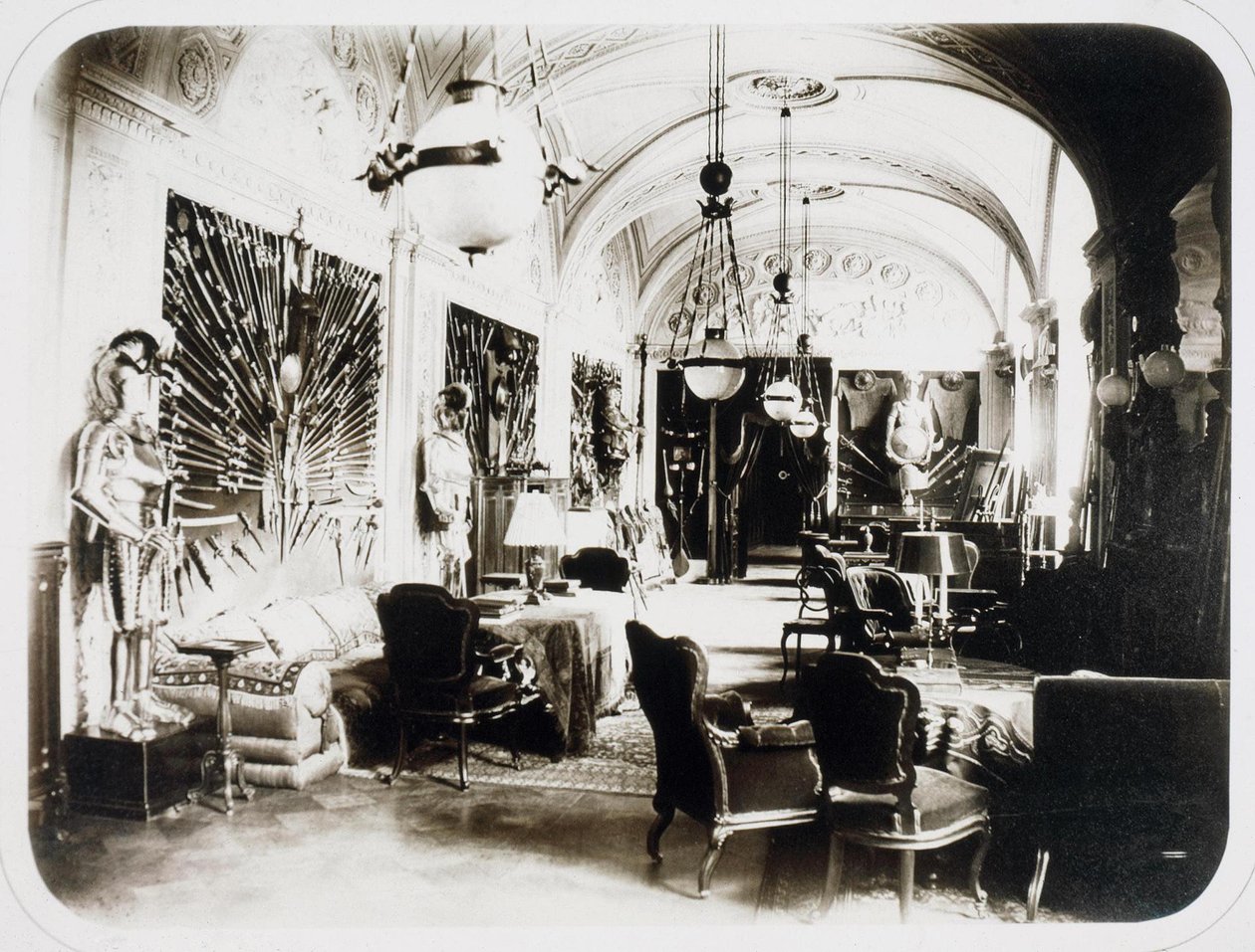 A Casa de Ivan Paskevich no aterro inglês em Petersburgo. A Sala do Arsenal, década de 1860 de Giovanni Bianchi