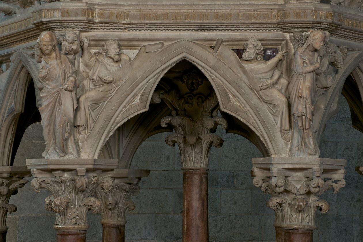 O púlpito na Igreja de Sant