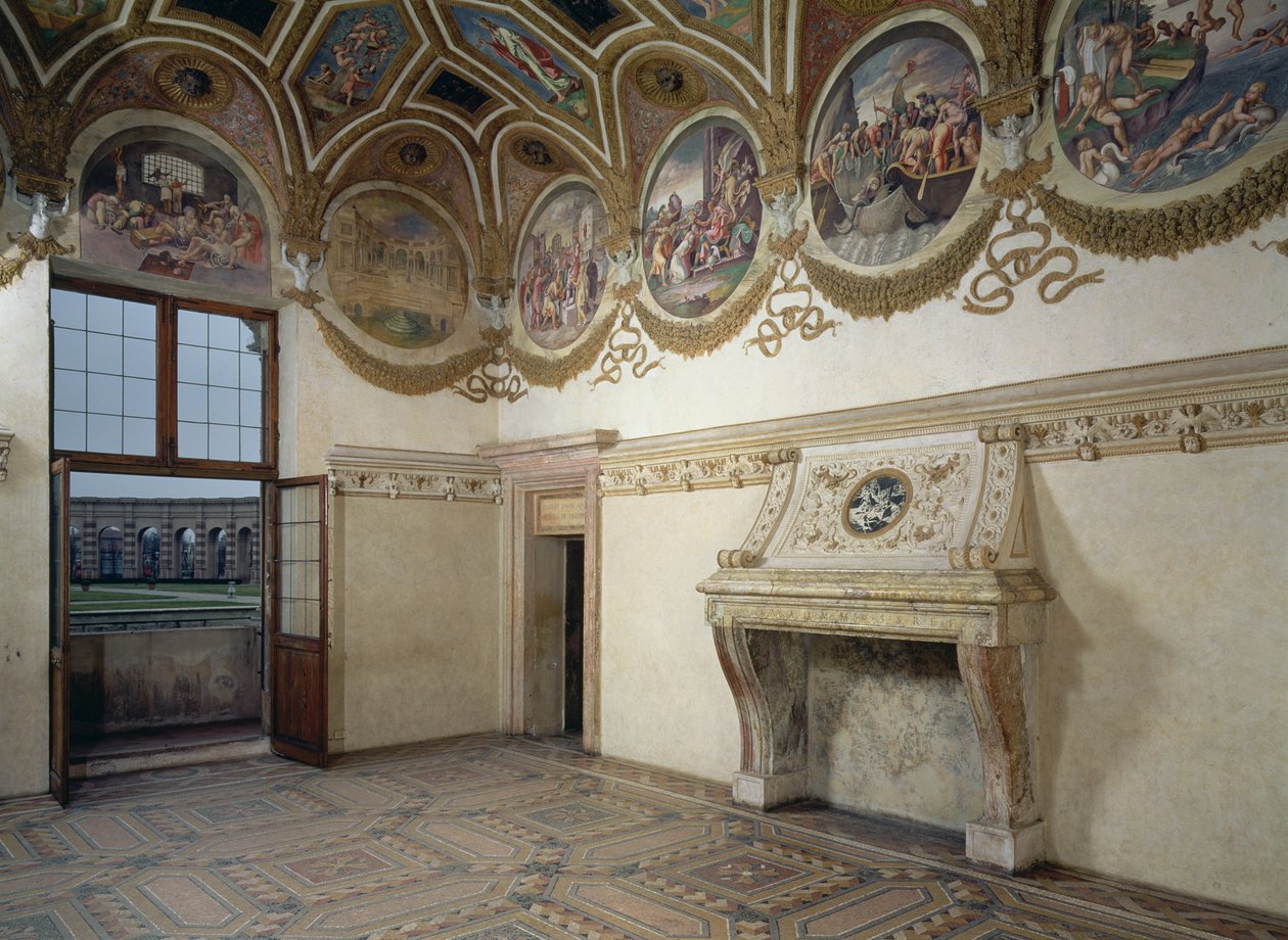 Vista da câmera dei Venti, mostrando a lareira de estuque e friso com rodadas do zodíaco acima, 1528 de Giulio Romano