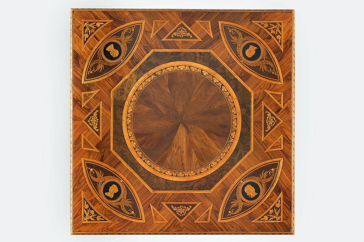 Tampo da mesa de Giuseppe Maggiolini