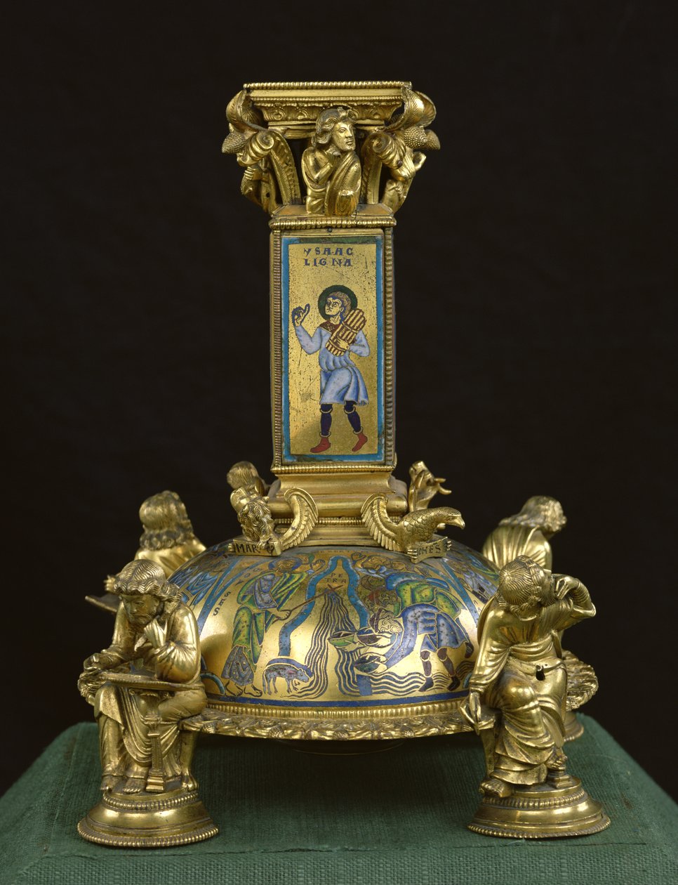 Base da Cruz de São Bertino, da Abadia Saint-Bertin, c.1180 (esmalte de bronze e champleve dourado) (ver também 204570, 232624 e 232839) de Godefroid de Huy