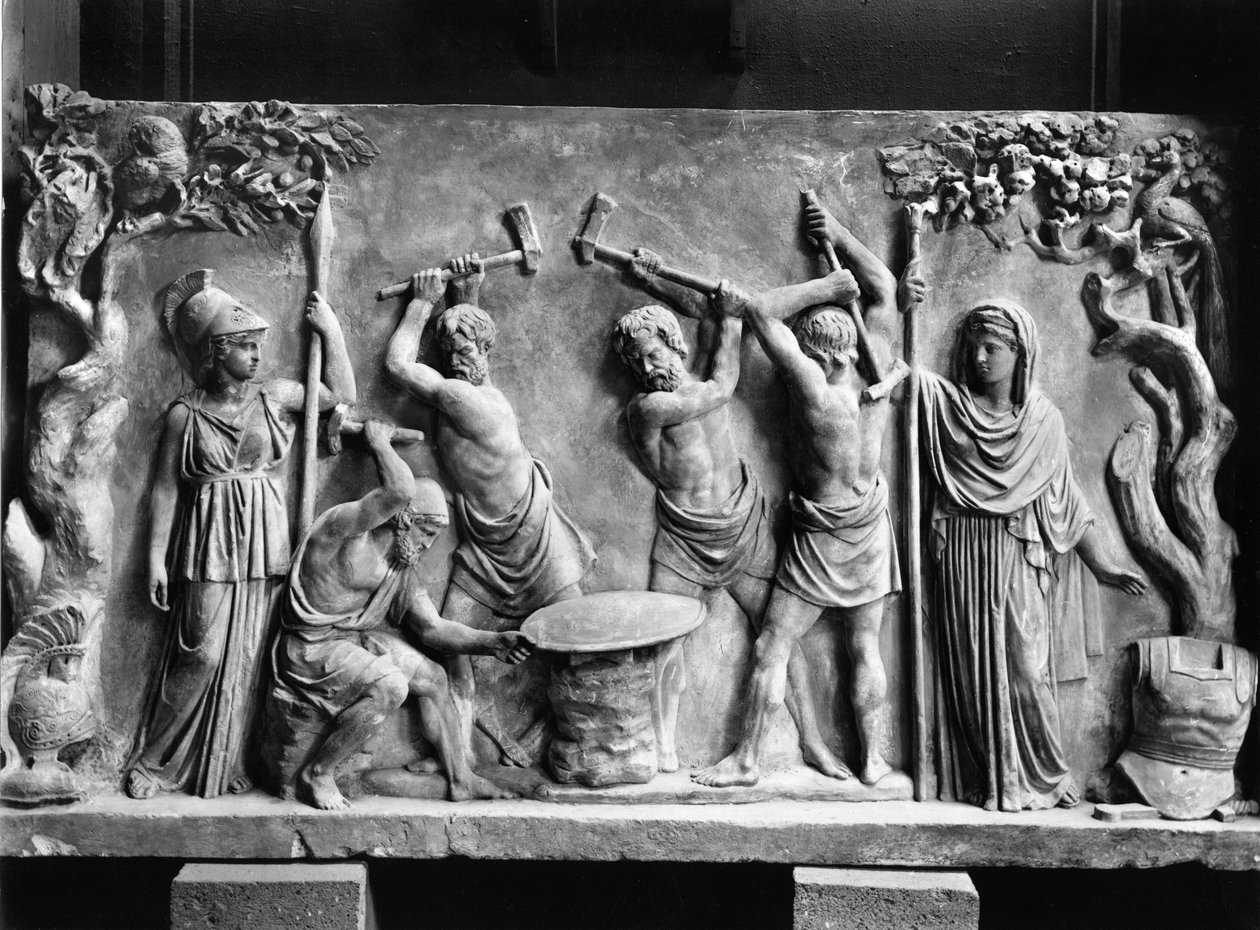 Hefesto e Cíclopes forjando o escudo de Aquiles (mármore) (foto a p/b) de Greco Roman Greco Roman