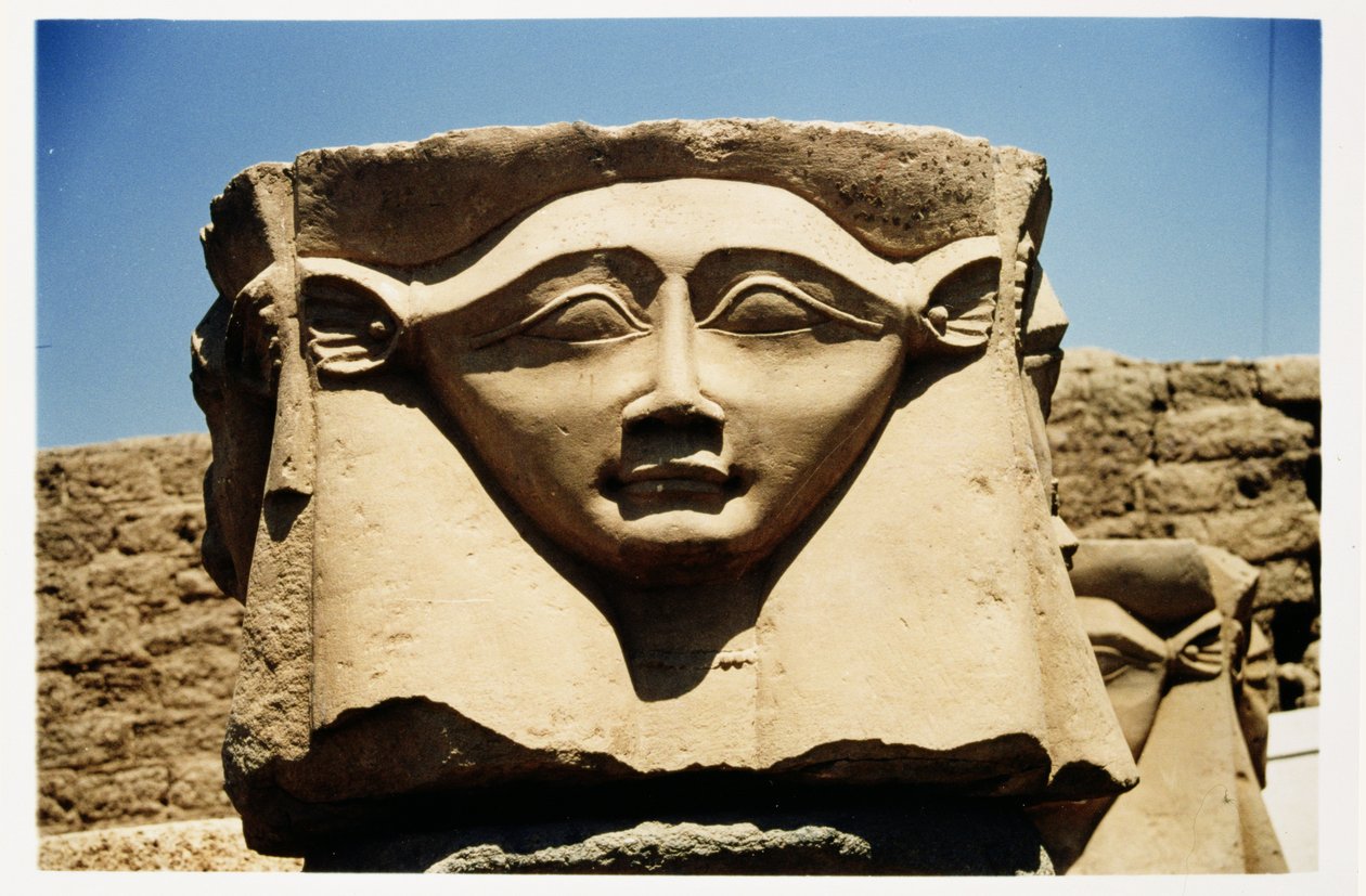 Cabeça de Hathor de uma coluna, c.125 aC-60 dC de Greco Roman