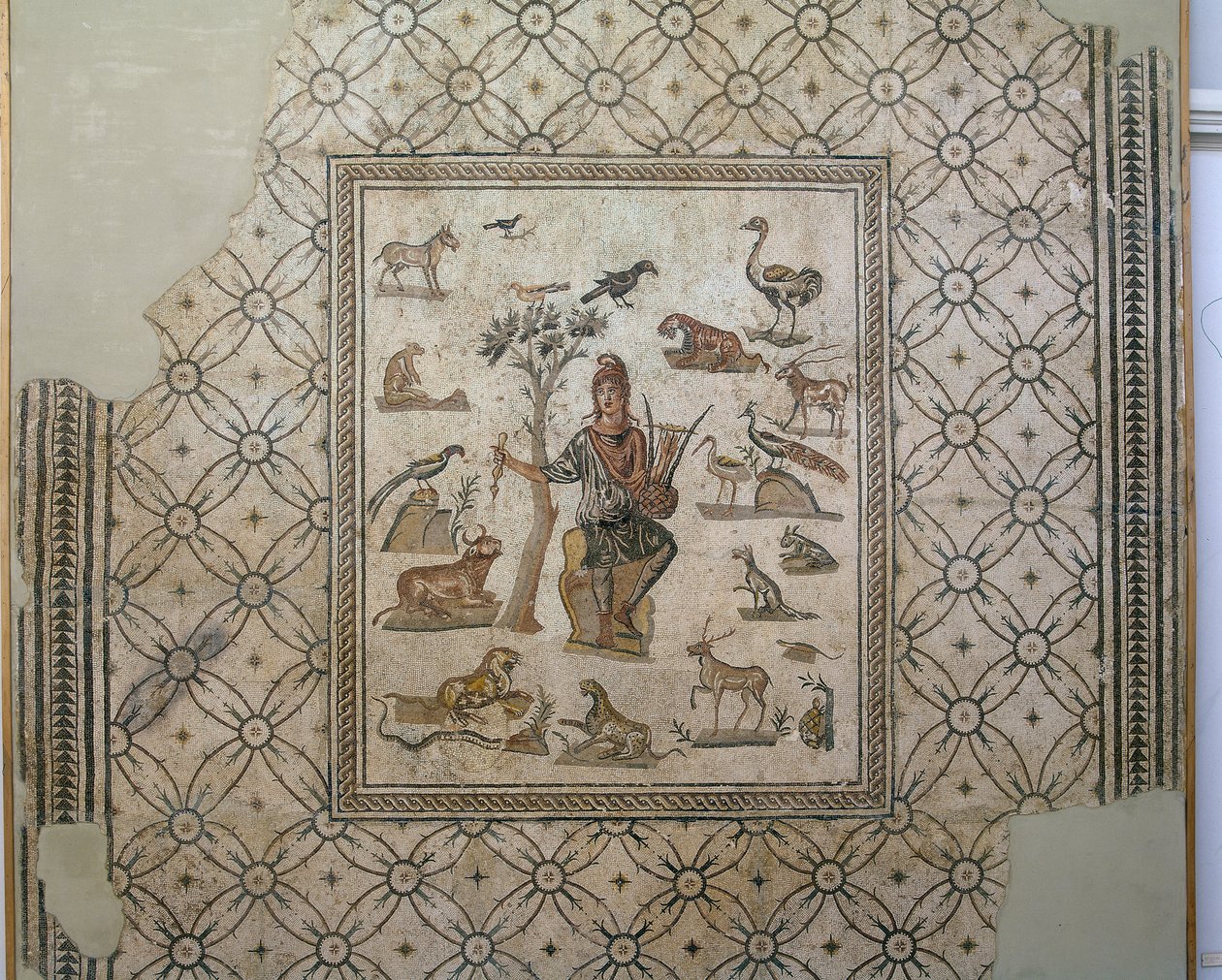 Orfeu rodeado de animais, mosaico policromado de Greco Roman Greco Roman