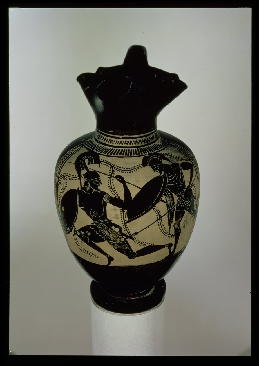 Oinichoe ateniense de figuras negras decorada com dois guerreiros de combate (cerâmica) de Greek