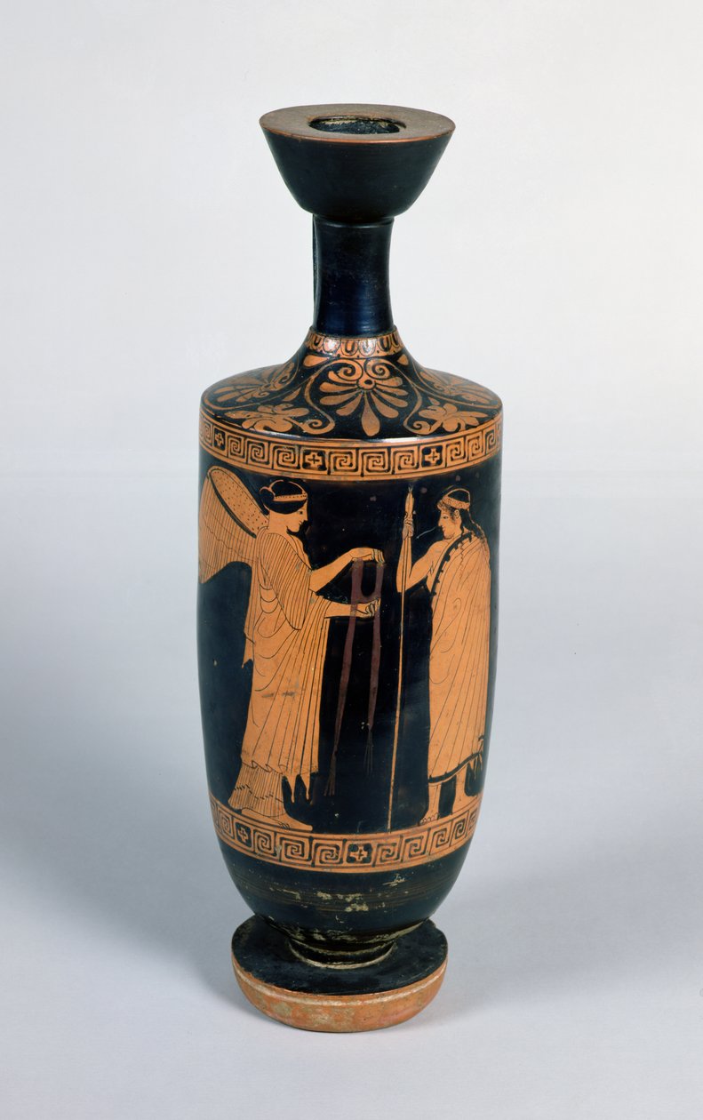 Lekythos sótão, representando uma nike (vitória alada), oferecendo uma coroa de flores para um jovem, c.480-470 aC (cerâmica) de Greek