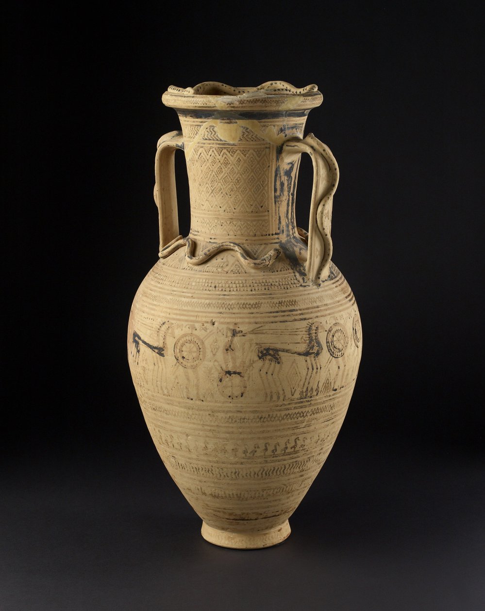 Ânfora ática decorada com uma cena de luto, período geométrico final (c.900-720 aC) (cerâmica) de Greek