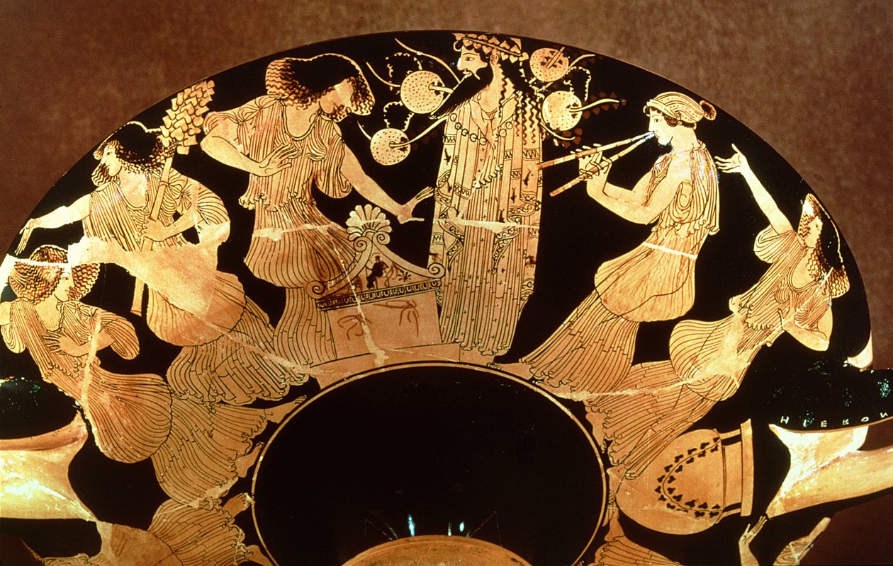 Kylix figura ática de vermelho representando Dionísio e as Bênçãos, pelo pintor Makron, c.490-80 aC (cerâmica) de Greek