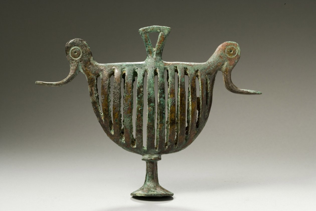 Período Finial, Geométrico, século XVIII a VII aC (bronze) de Greek