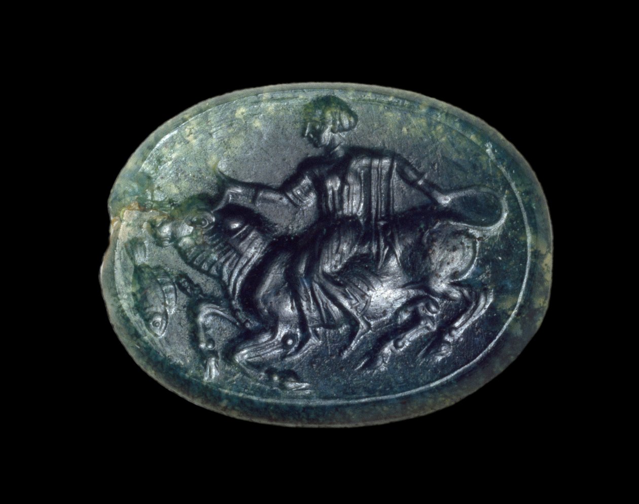 Escarabóide representando Europa e o Touro, Grego de Chipre, Arcaico tardio (jade) de Greek
