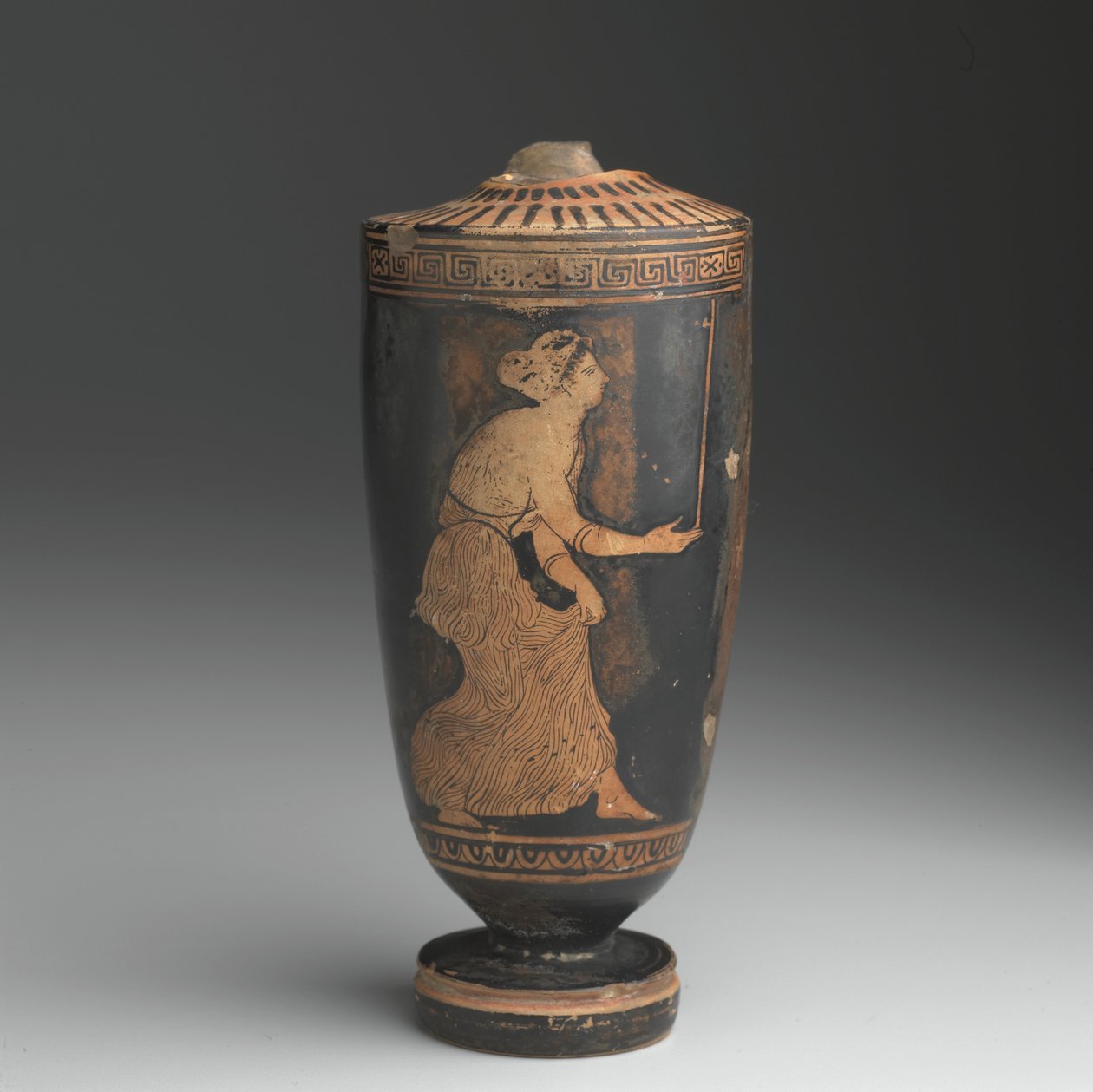 Sótão Lekythos (louça de barro esmaltada) de Greek