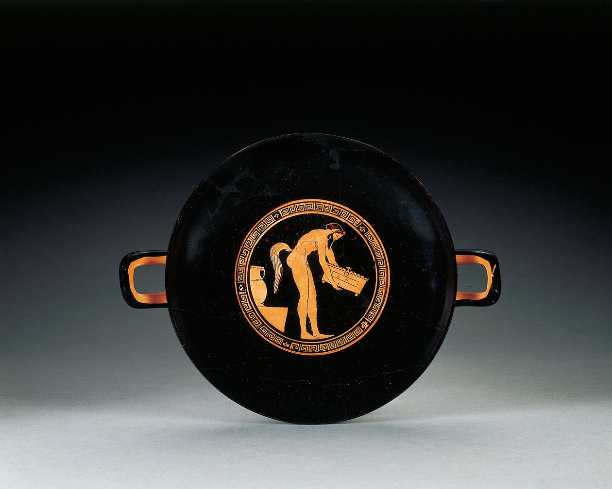 Quilix de figura vermelha ática, c.470 AC de Greek