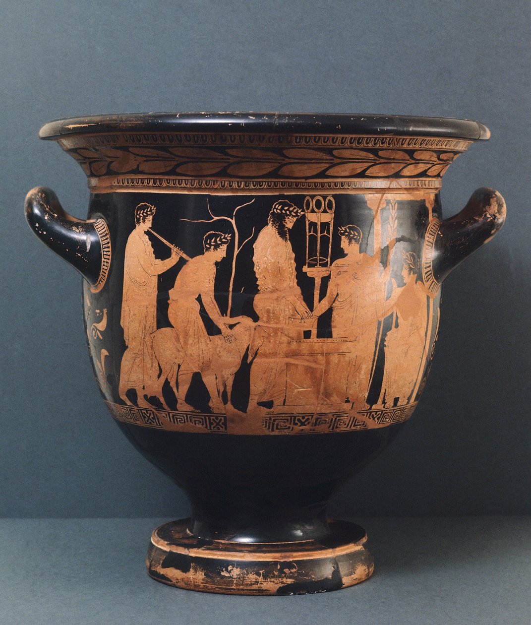 Vaso do sótão por Kleophon pintor, século V a.C. (olaria vermelha) de Greek