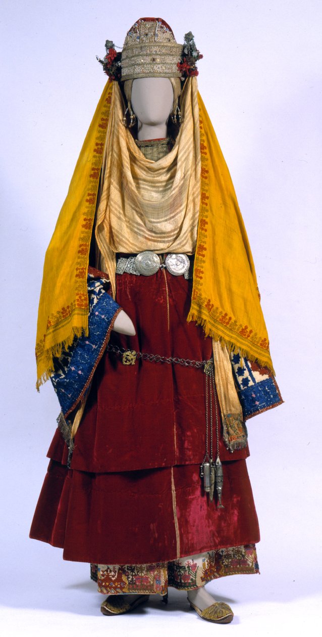 Traje de noiva de Astypalaia de Greek School