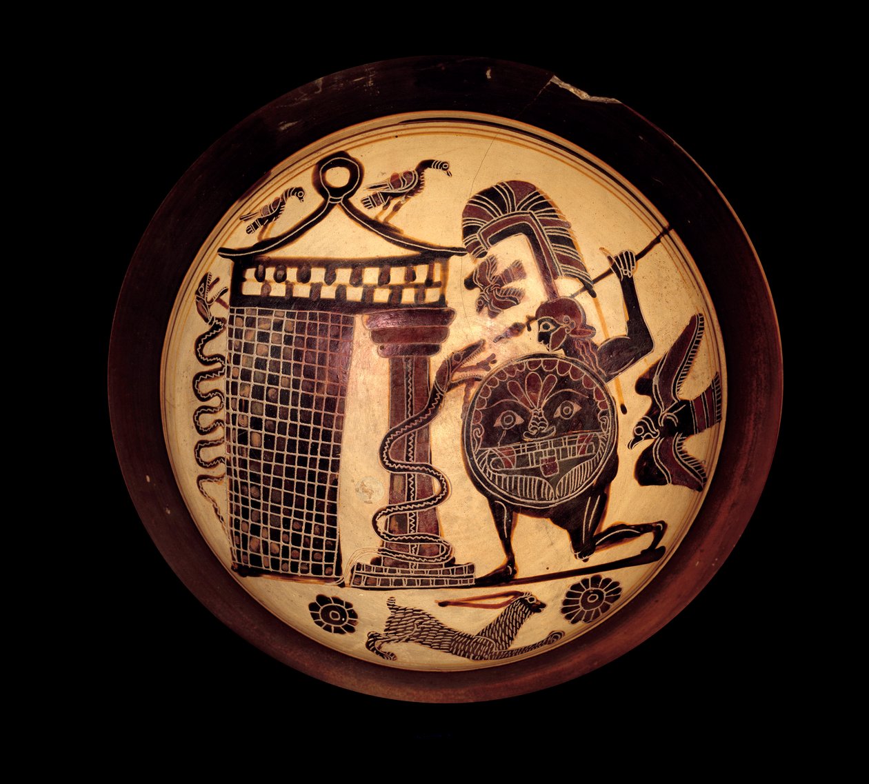 Arte grega: Taça laconiana com figuras negras representando Cadmos lutando contra o dragão de Tebas ou Apolo e a cobra Python. Pintura do pintor dos cavaleiros (século VI AC) 550-540 AC. de Greek School