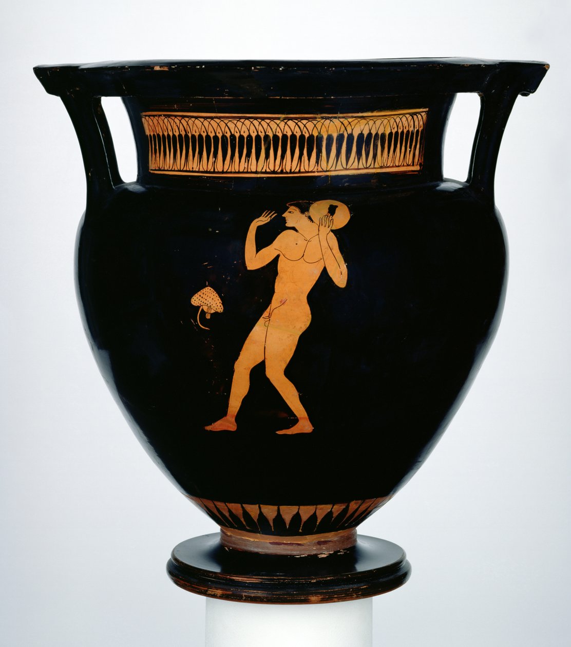 Krater de figuras vermelhas representando um atirador de disco (cerâmica) de Greek School