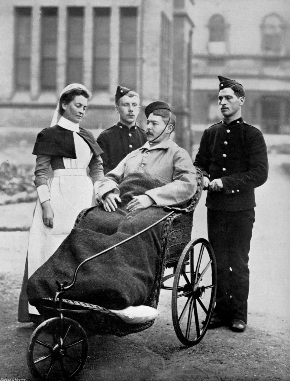 O convalescente, Herbert Hospital, Woolwich, Londres, 1896 de Gregory and Co