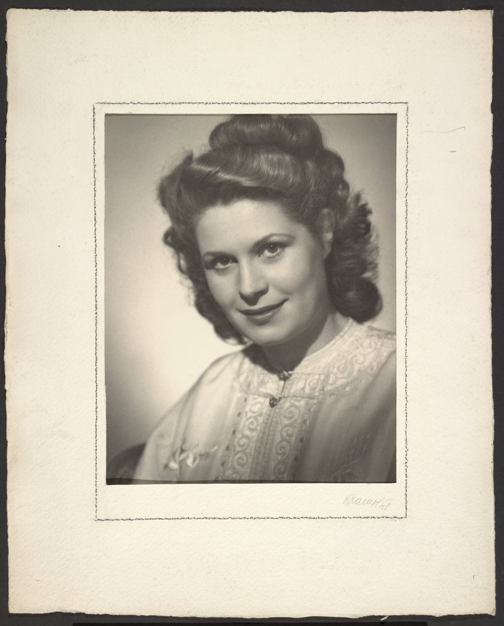 [Retrato de uma mulher]. de Günther Krampf