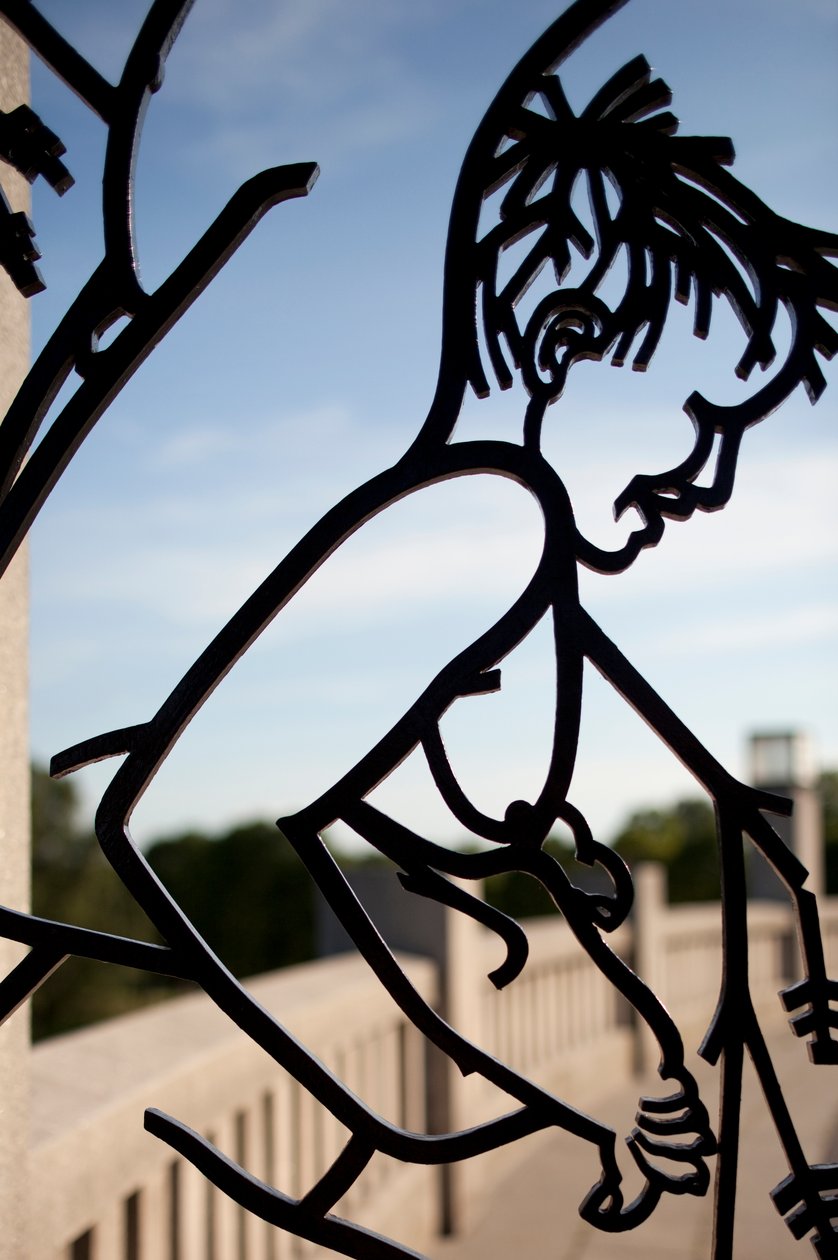 Portão de entrada para o parque de esculturas, crianças, detalhe detalhe de ferro de 346460 de Gustav Vigeland