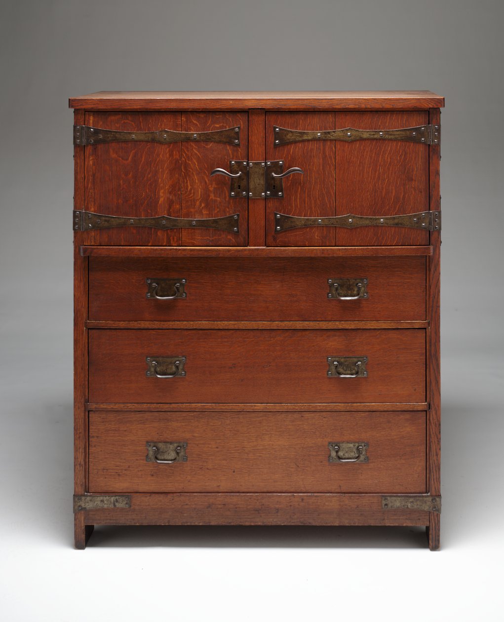 Baú de linho de Gustav Stickley
