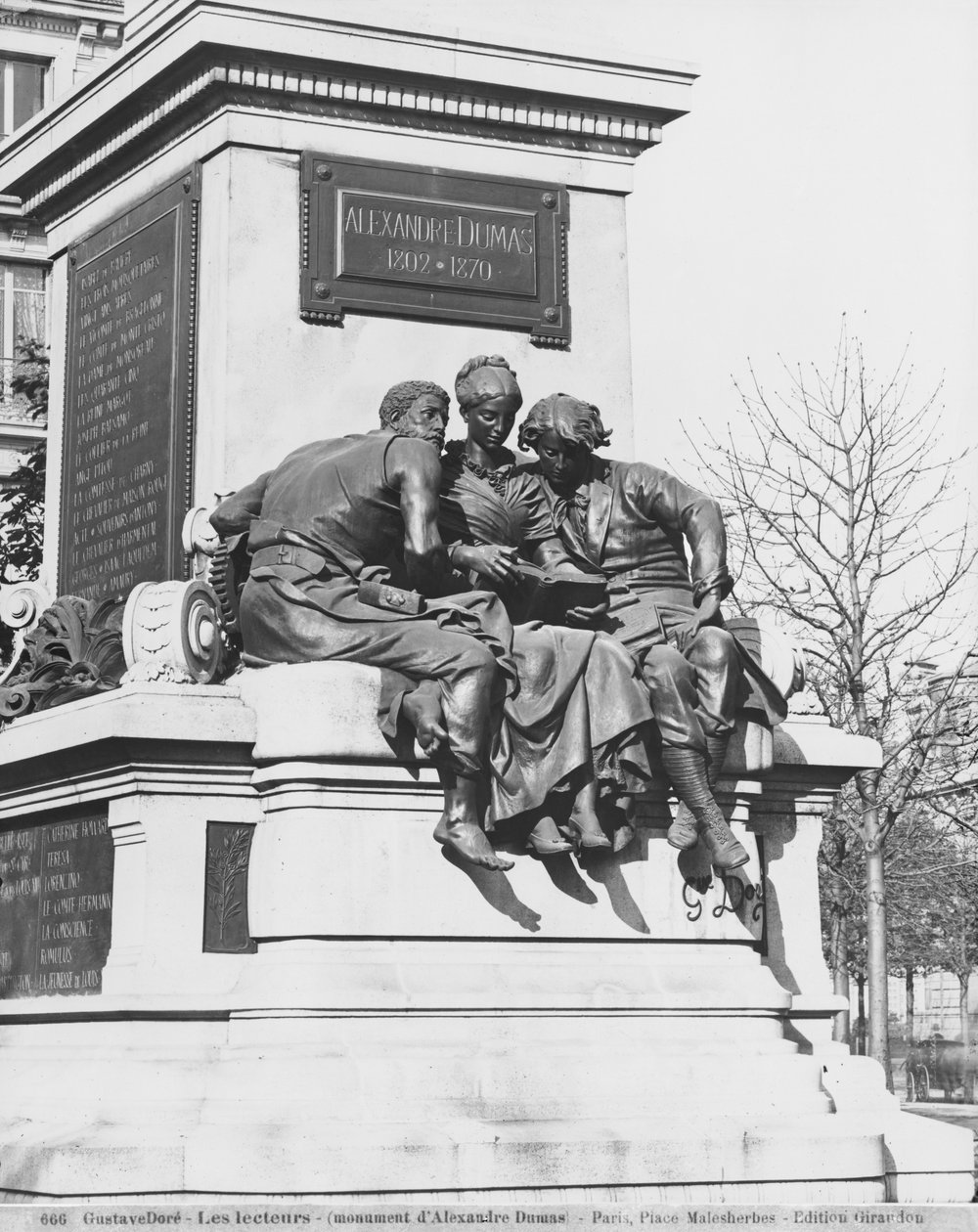 Monumento a Alexandre Dumas Pere, os leitores, 1883 (detalhe) (pedra e bronze) (ver também 98561, 287761, 287763, 287764) de Gustave Dore