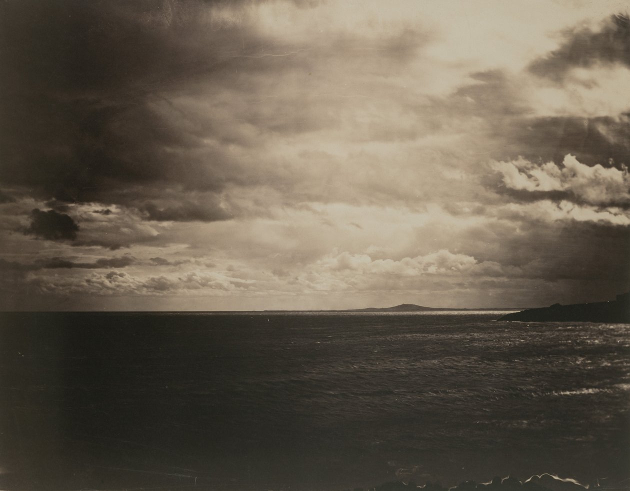 Mediterrâneo com o Monte Agde, 1857. de Gustave Le Gray