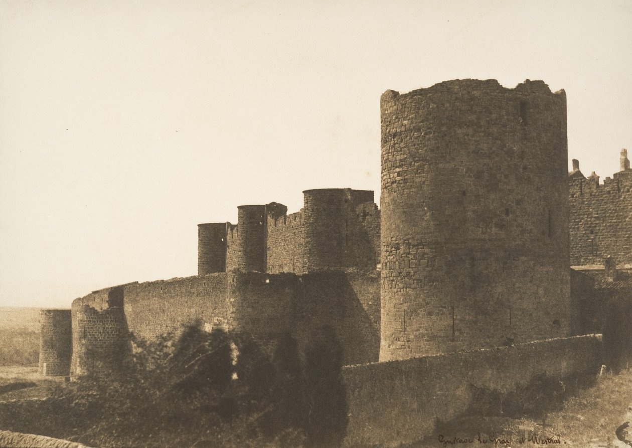 As muralhas de Carcassonne, 1851. de Gustave Le Gray