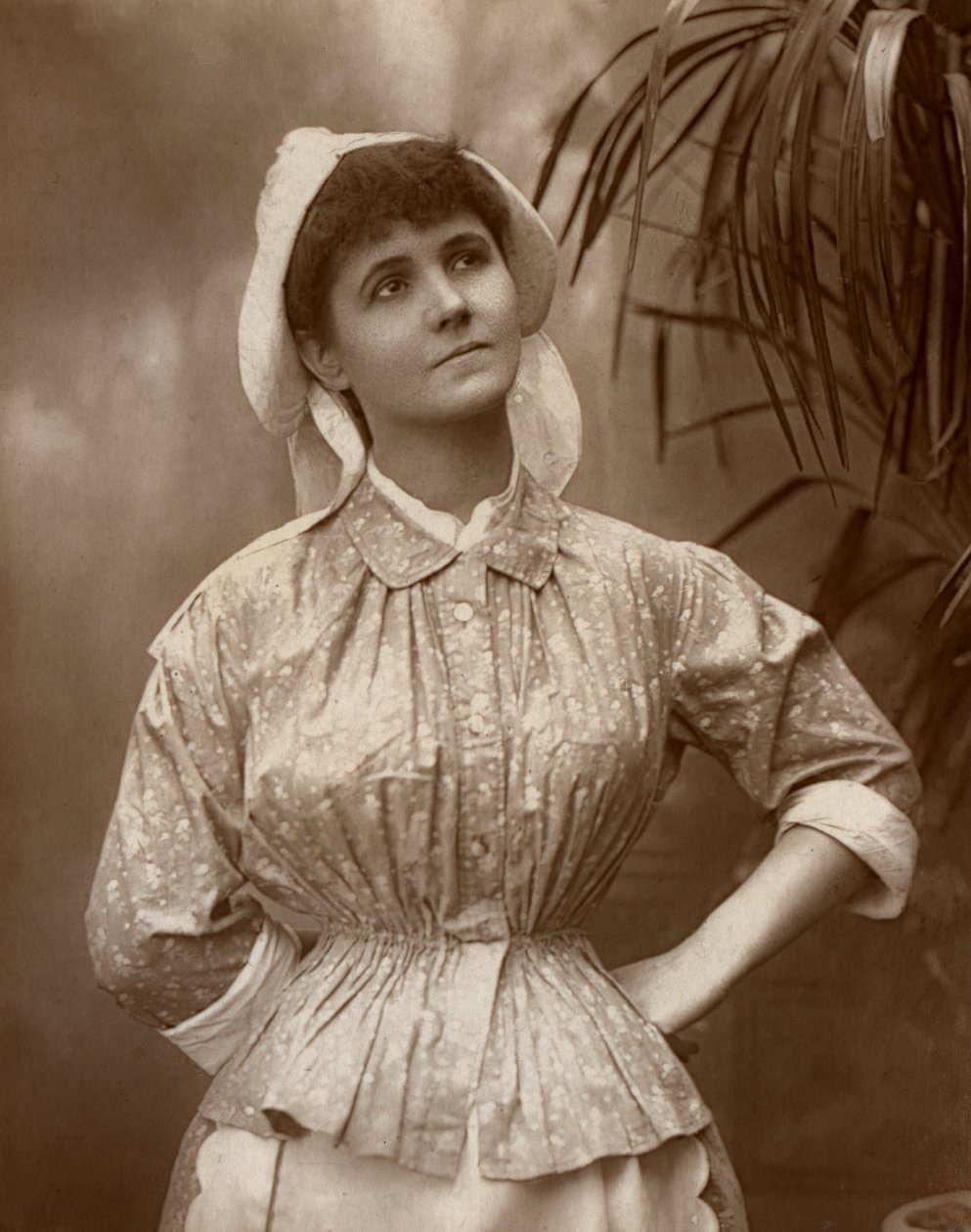 Agnes Hewitt, atriz britânica, 1887 de HS Mandelssohn