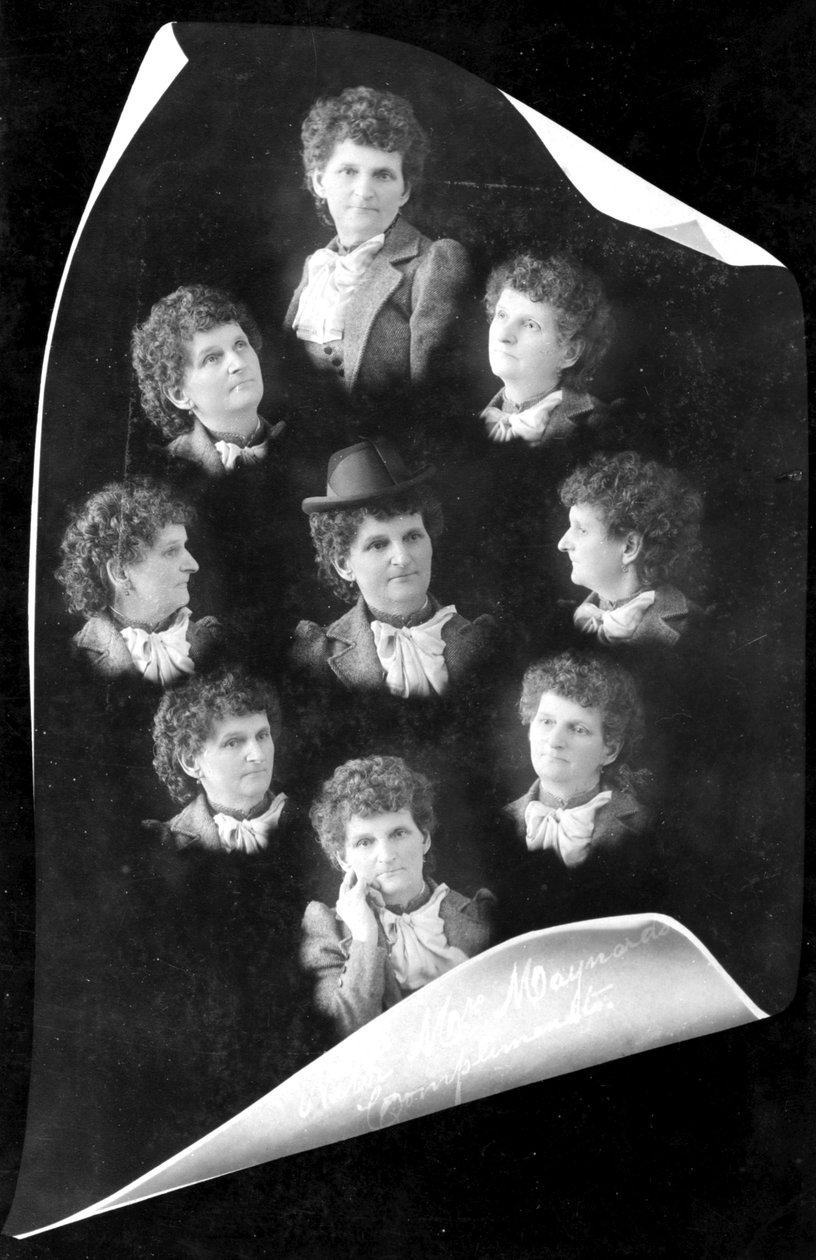 Autorretratos de exposição de múltiplas câmaras, c.1895 (foto bw) de Hannah Maynard