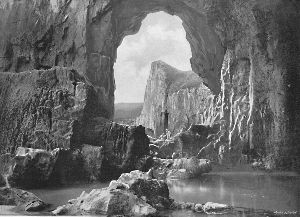 Arco Natural Lydstep, Tenby, c1896 de Harvey Barton