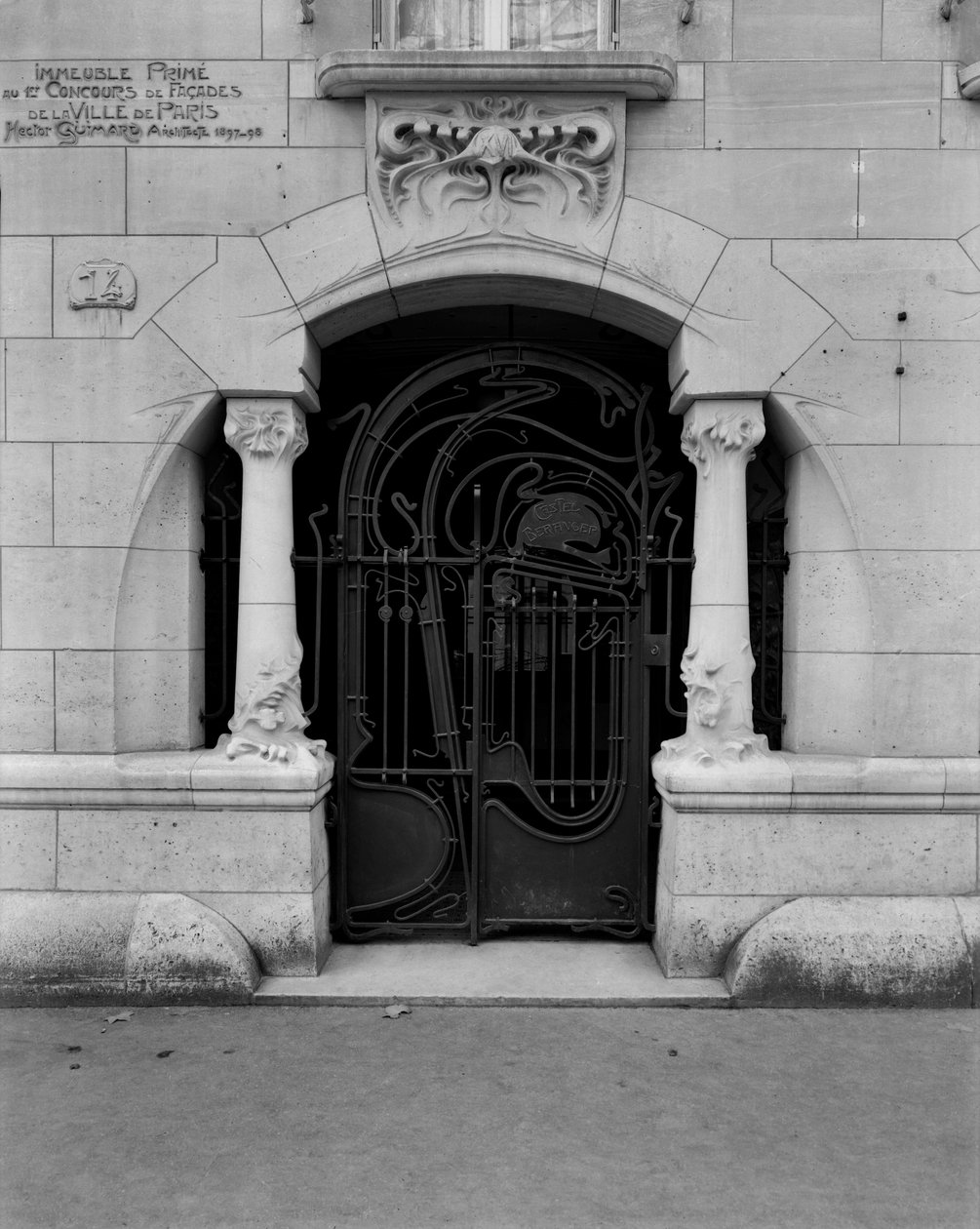 Entrada para o Castel Beranger, 1897-98 de Hector Guimard