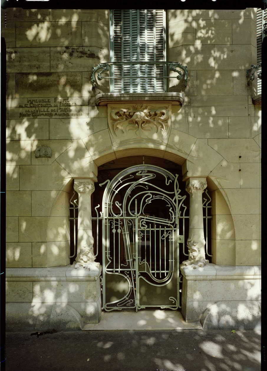 Porta de entrada do &39;Castel-Beranger&39;, nº 14, Rue La Fontaine, 1897-98 de Hector Guimard