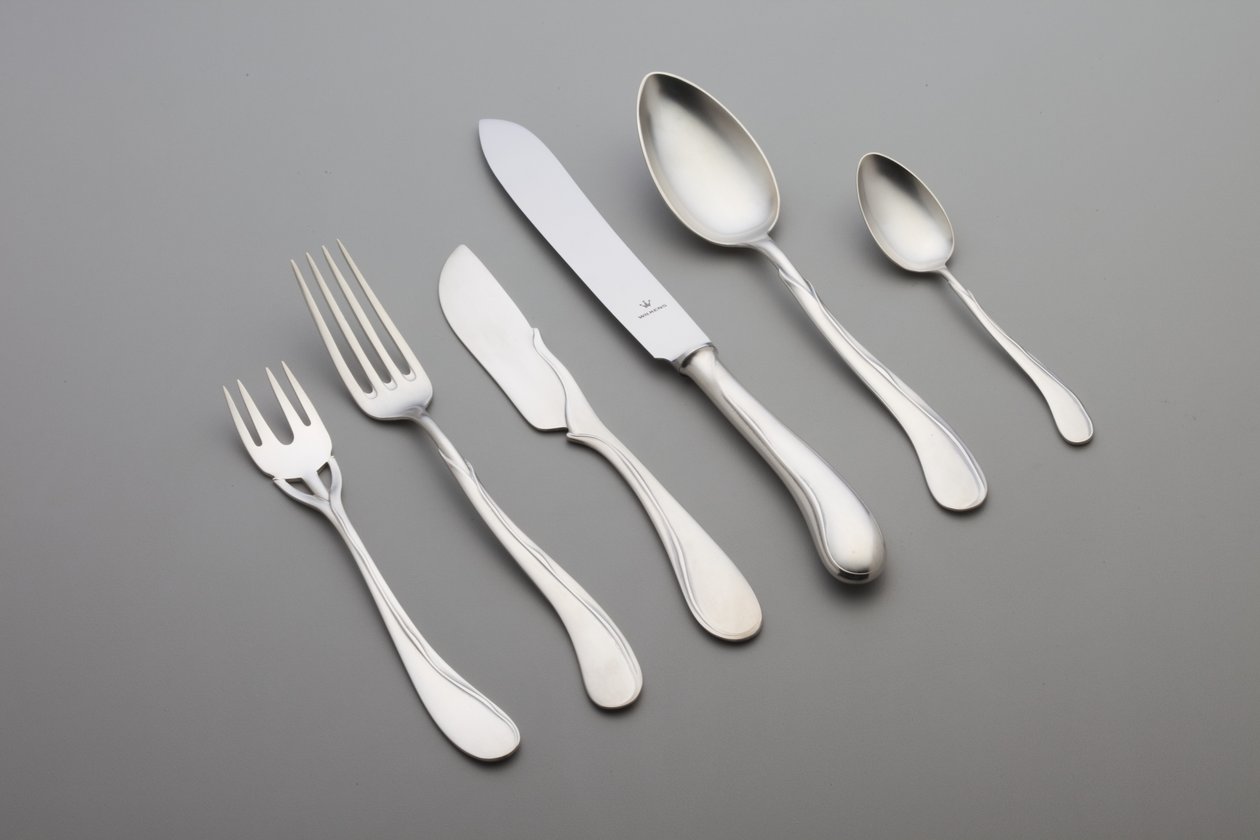 Seis peças de talheres "Tulipan": 1 faca de mesa de Heinrich Vogeler